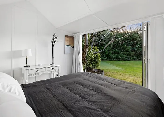 度假居 Relaxing Retreat On Kowhai 瓦纳卡